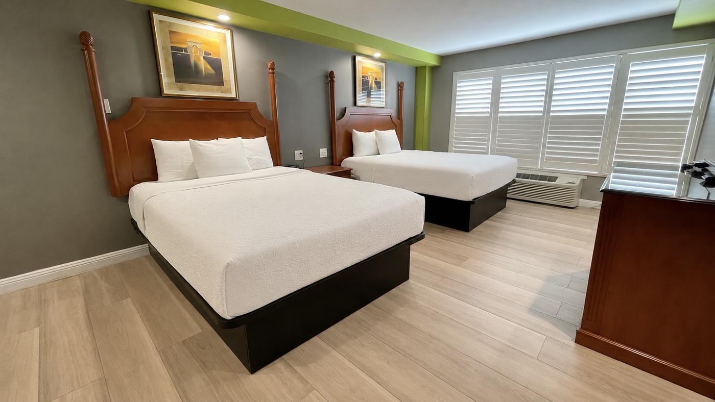 Double Bed Queen Non-Smoking